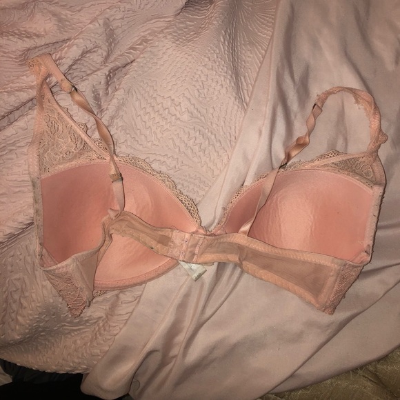 Marilyn Monroe 34D light pink bra - Picture 4 of 6